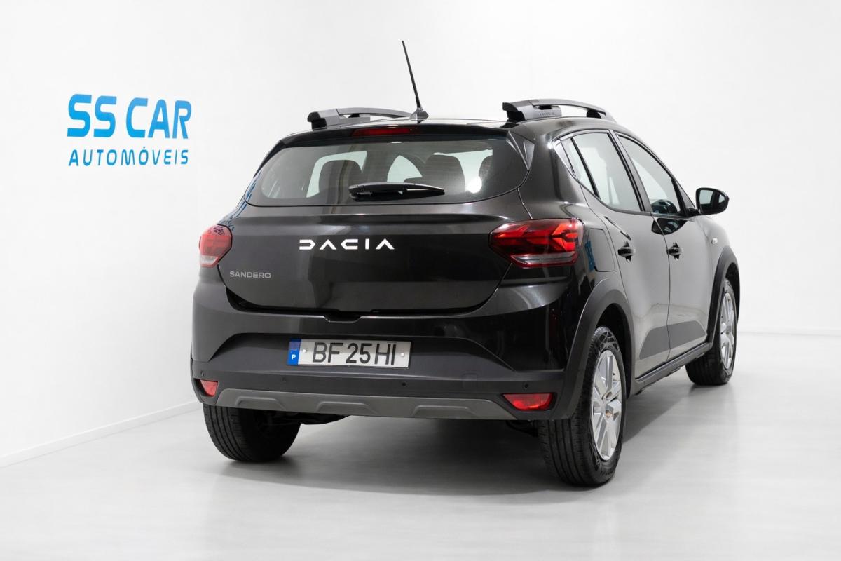 dacia-sandero-2023-gpl-999cc