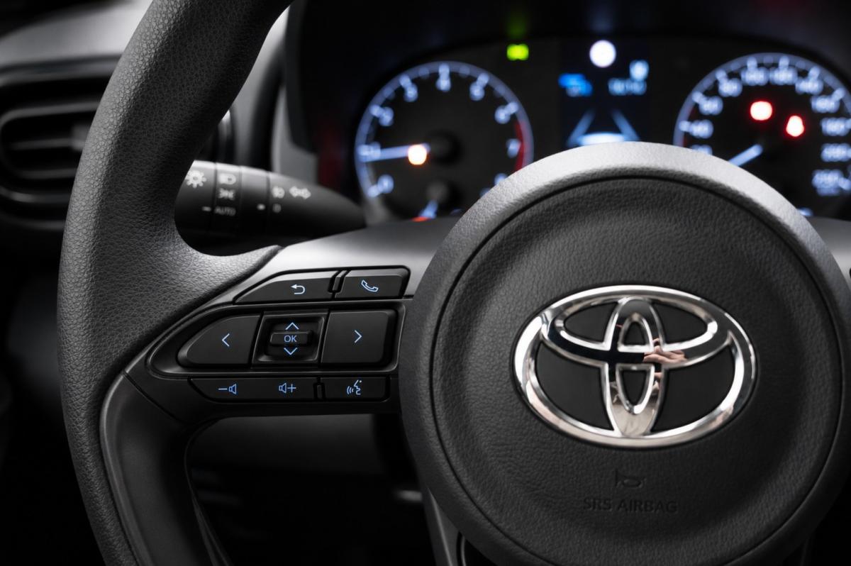 toyota-yaris-2022-gasolina-998cc