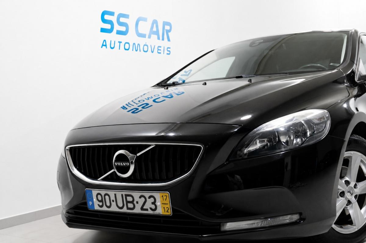 volvo-v40-2017-diesel-1969cc