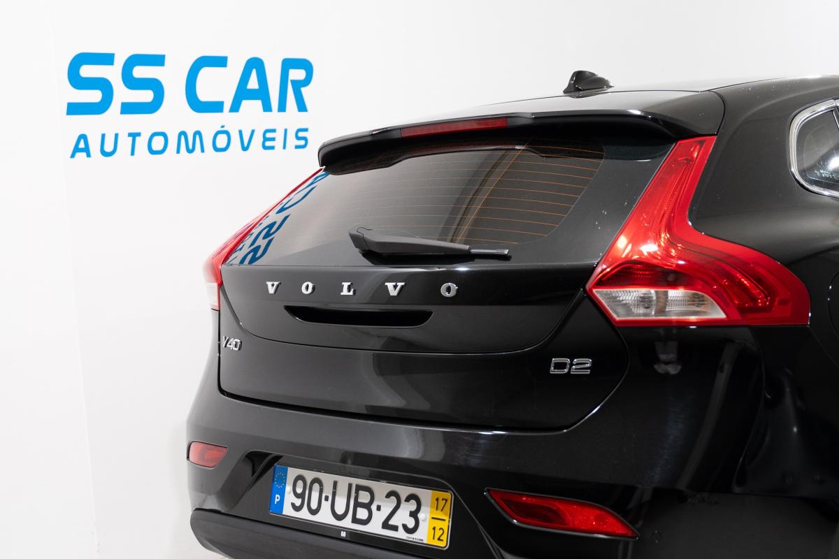 volvo-v40-2017-diesel-1969cc