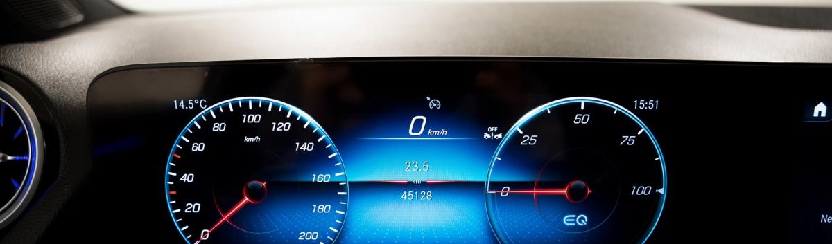 mercedes-benz-eqa-2022-eletrico-500cc