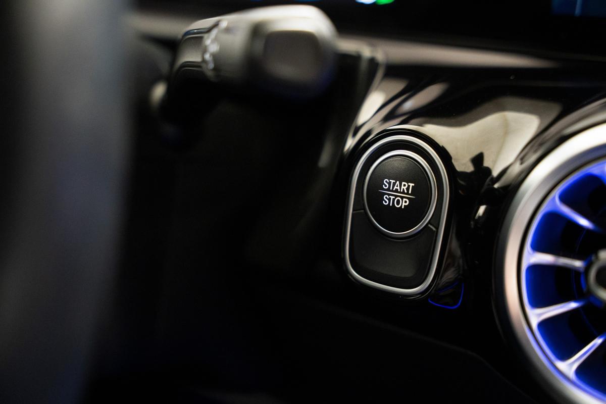 mercedes-benz-eqa-2022-eletrico-500cc