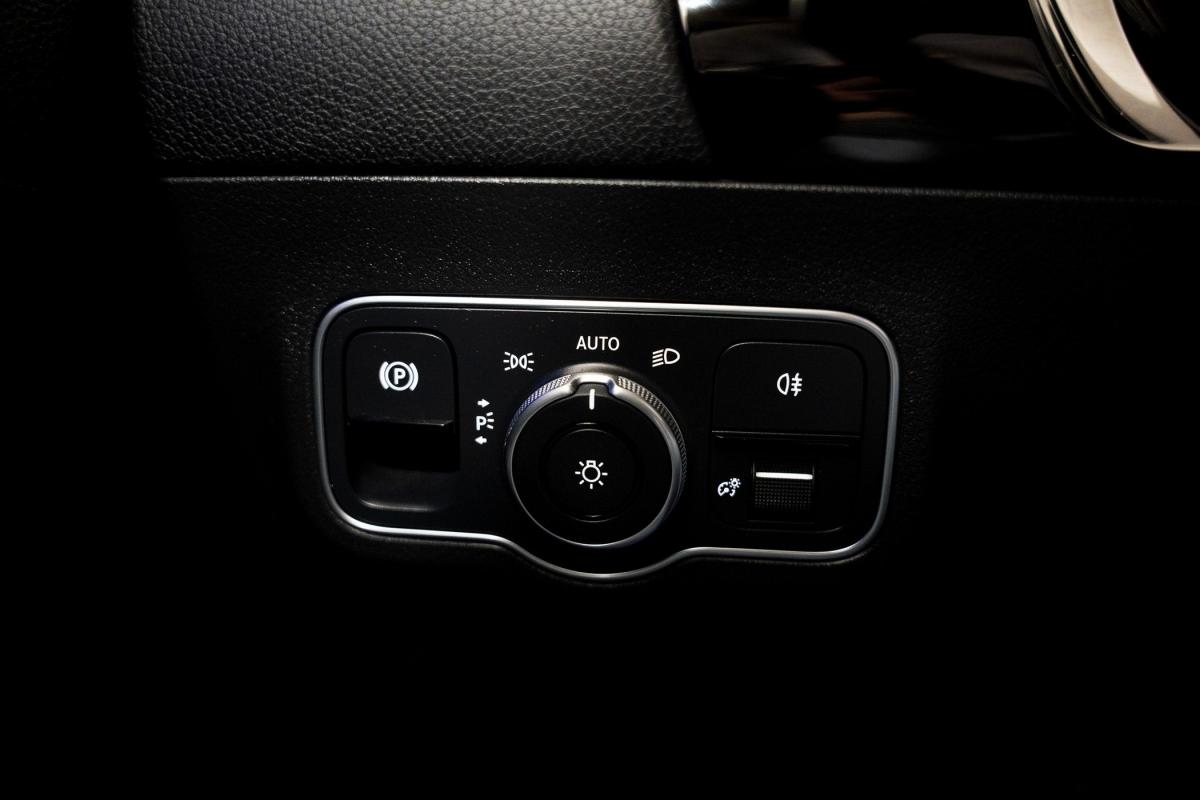 mercedes-benz-eqa-2022-eletrico-500cc