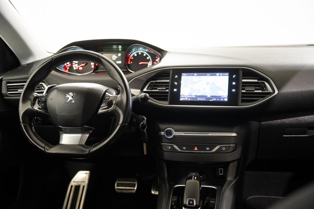peugeot-308-2019-gasolina-1199cc