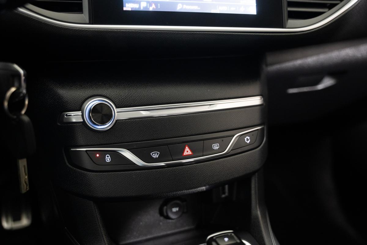 peugeot-308-2019-gasolina-1199cc