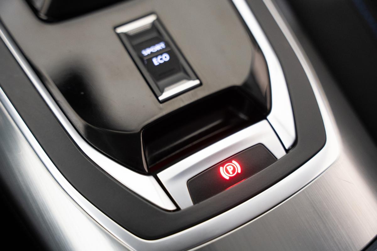 peugeot-308-2019-gasolina-1199cc