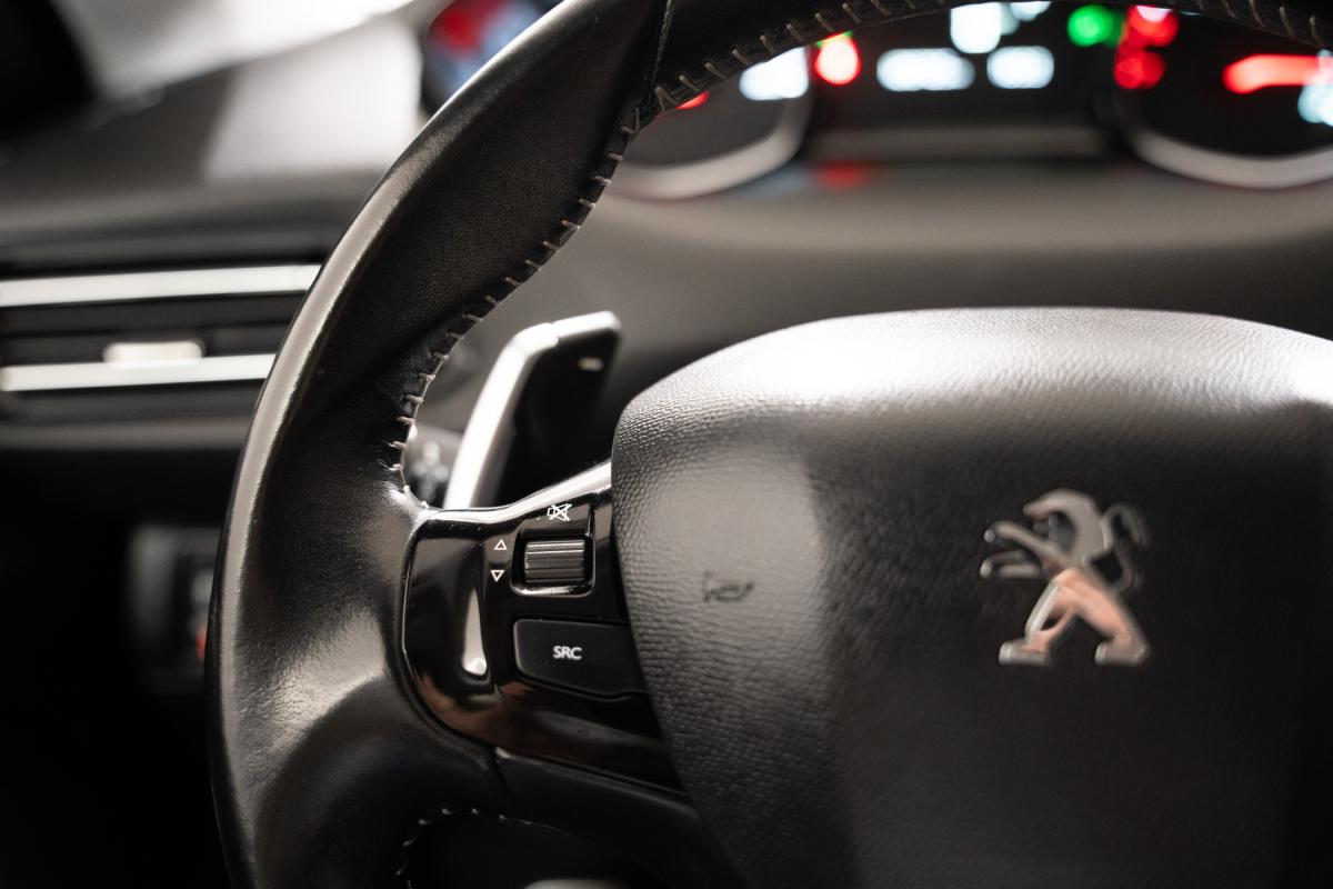 peugeot-308-2019-gasolina-1199cc