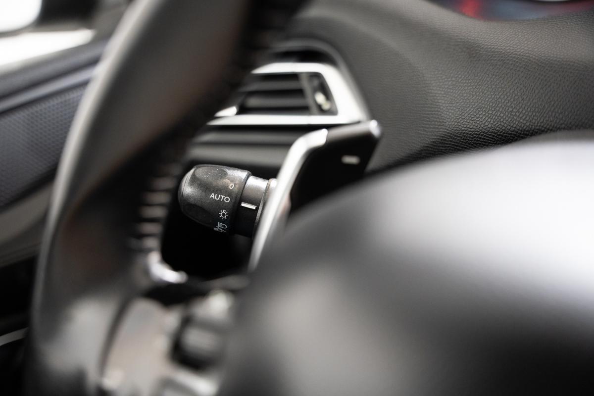 peugeot-308-2019-gasolina-1199cc