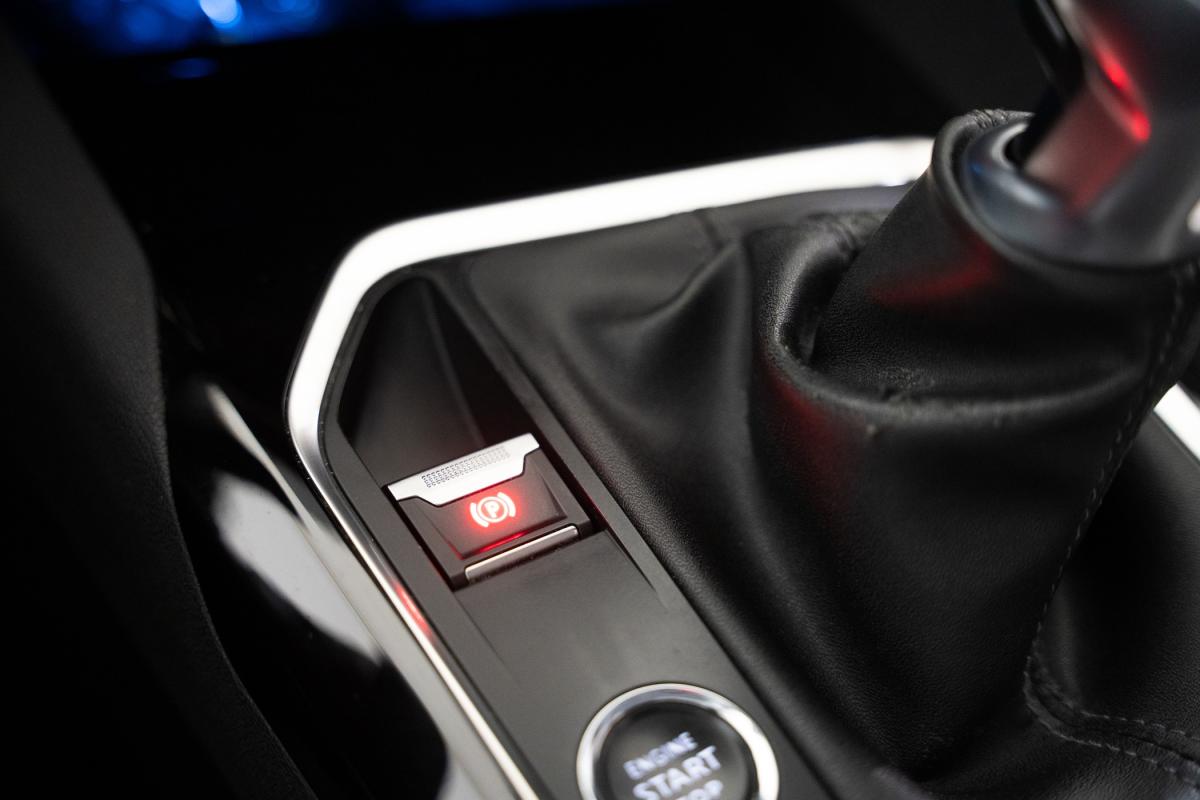 peugeot-3008-2021-gasolina-1199cc