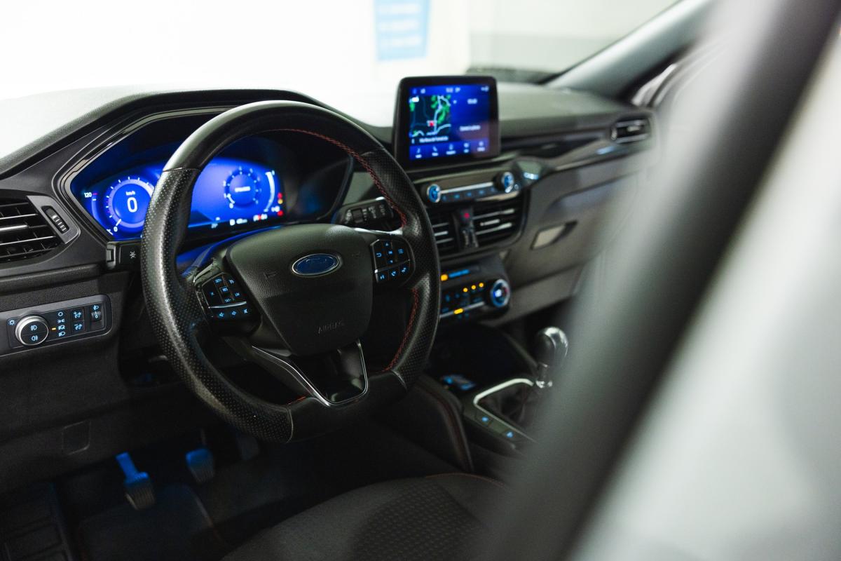 ford-kuga-2022-gasolina-1499cc