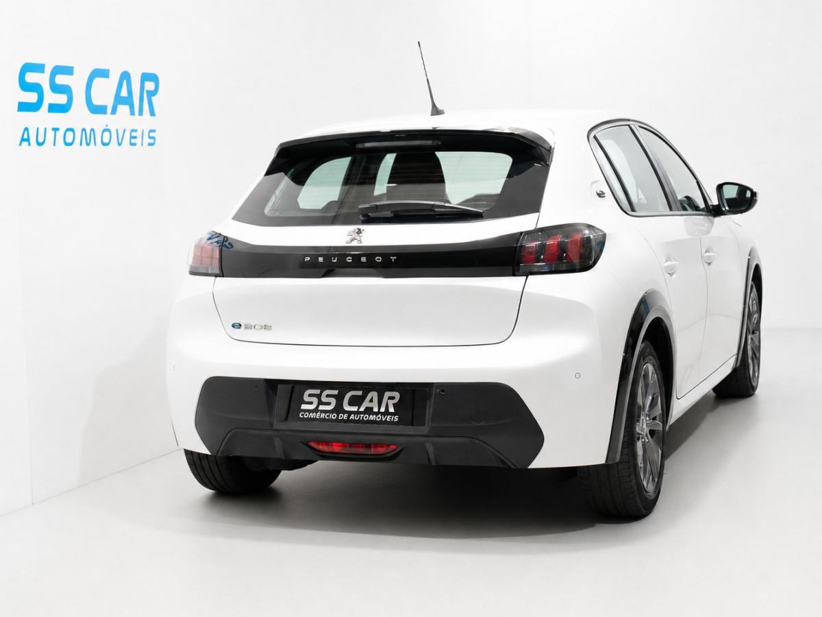 peugeot-208-2021-eletrico-500cc