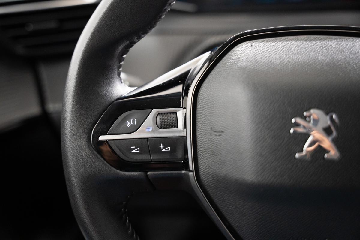 peugeot-208-2021-eletrico-500cc