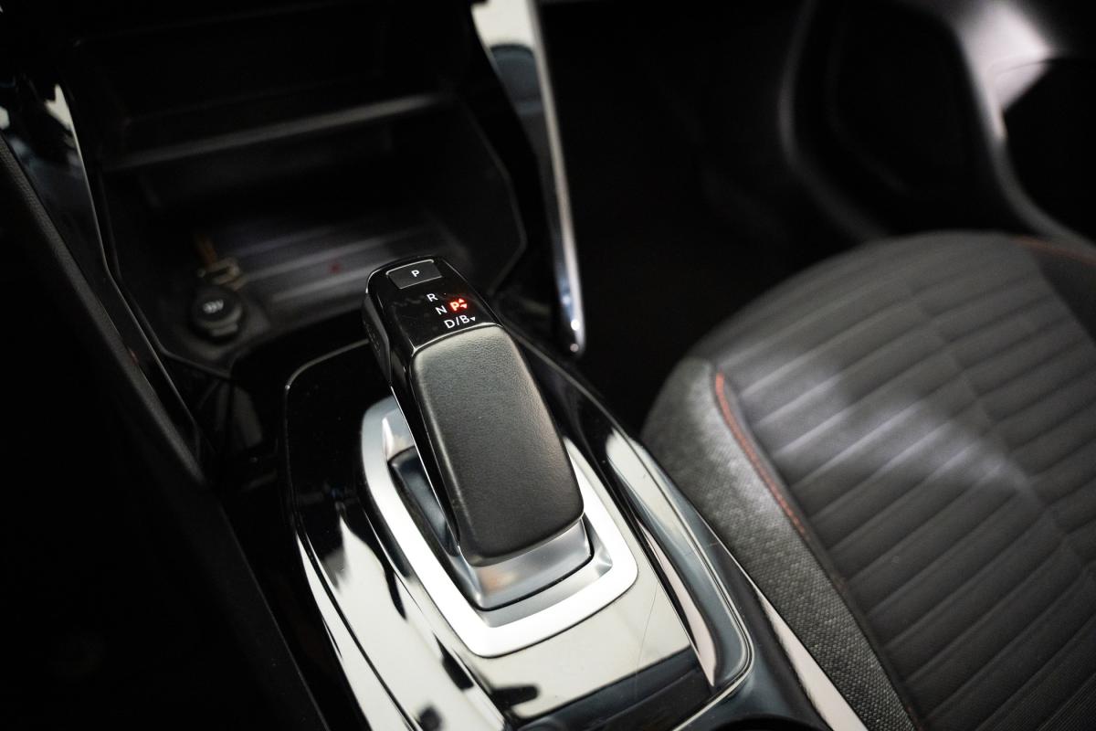 peugeot-208-2021-eletrico-500cc