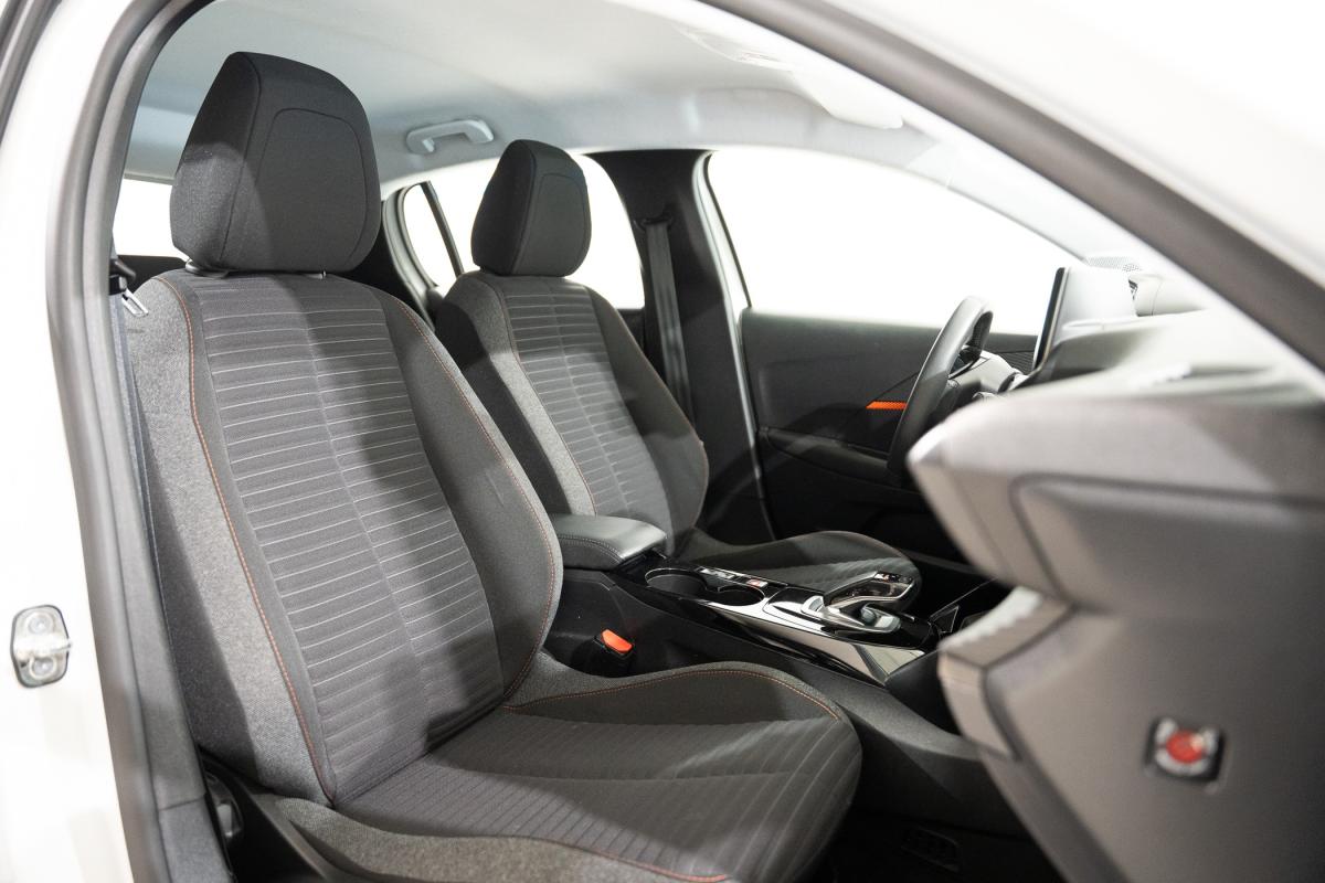 peugeot-208-2021-eletrico-500cc