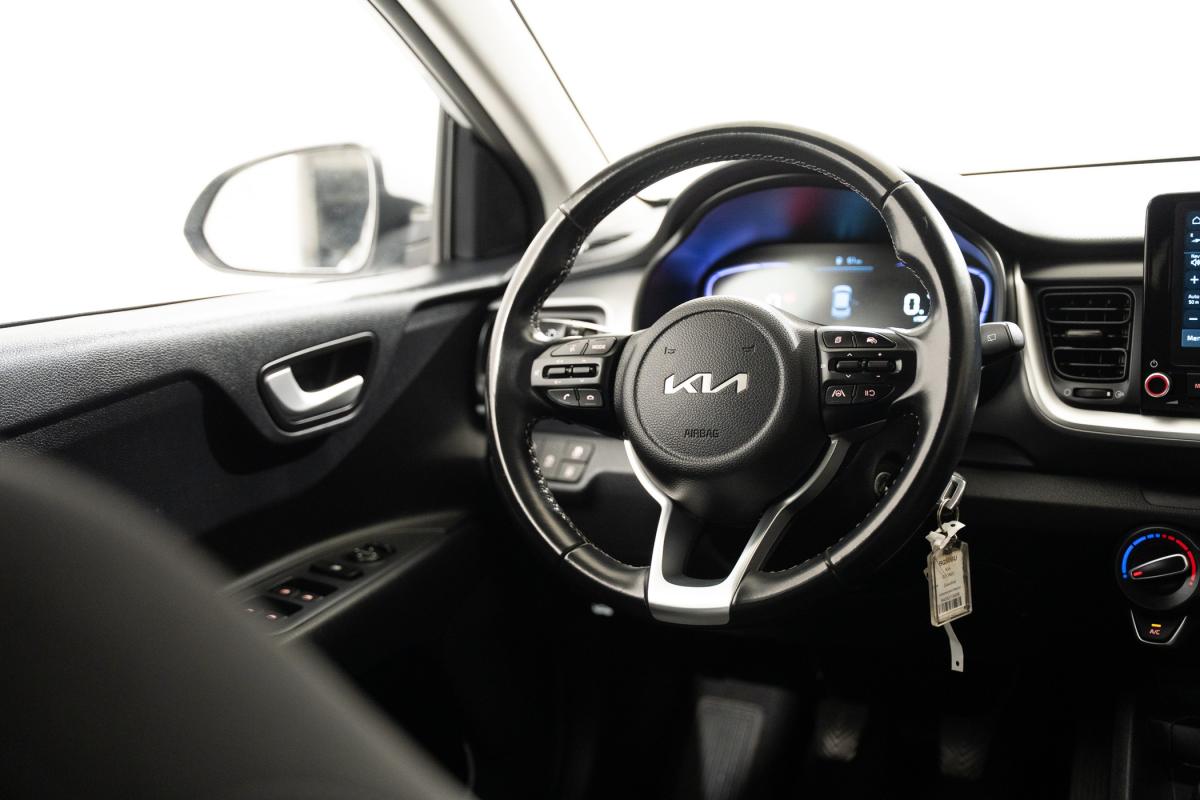 kia-stonic-2024-gasolina-1197cc