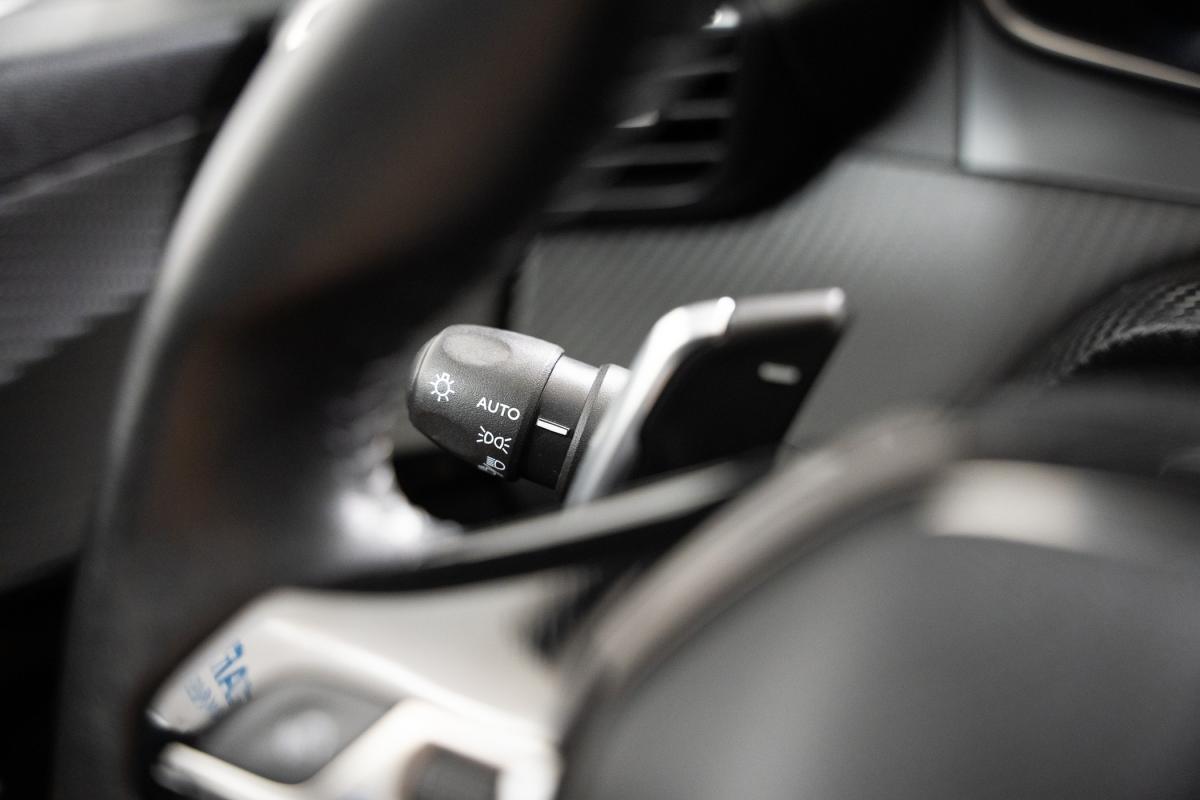 peugeot-208-2020-gasolina-1199cc