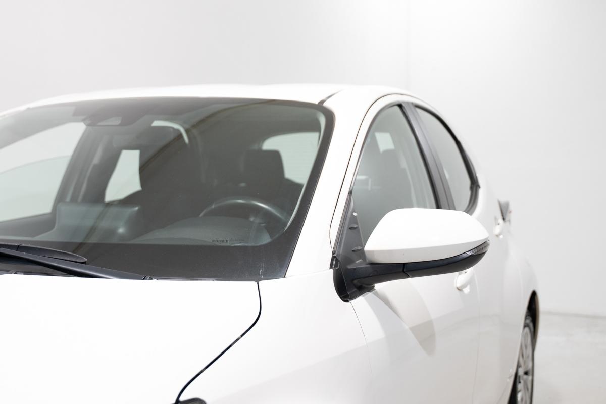 toyota-yaris-2022-gasolina-1490cc