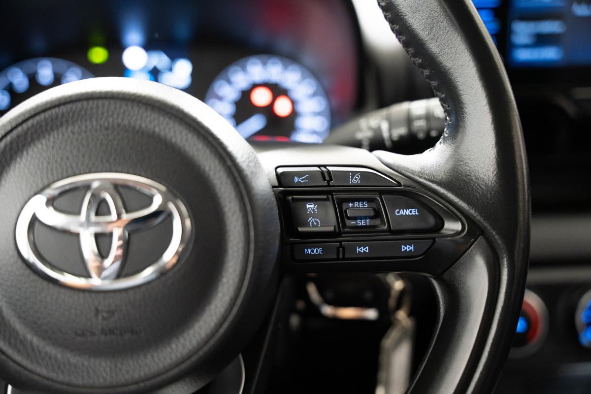 toyota-yaris-2022-gasolina-1490cc