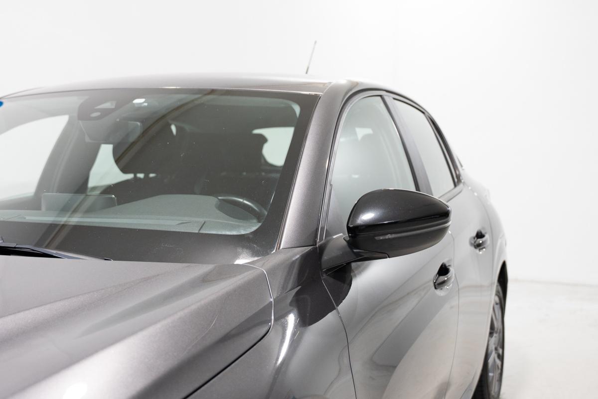 peugeot-208-2022-gasolina-1199cc