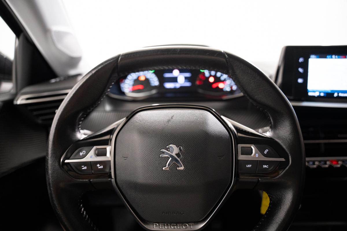 peugeot-208-2022-gasolina-1199cc
