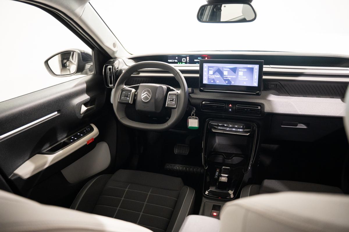 citroen-e-c3-2025-eletrico-500cc