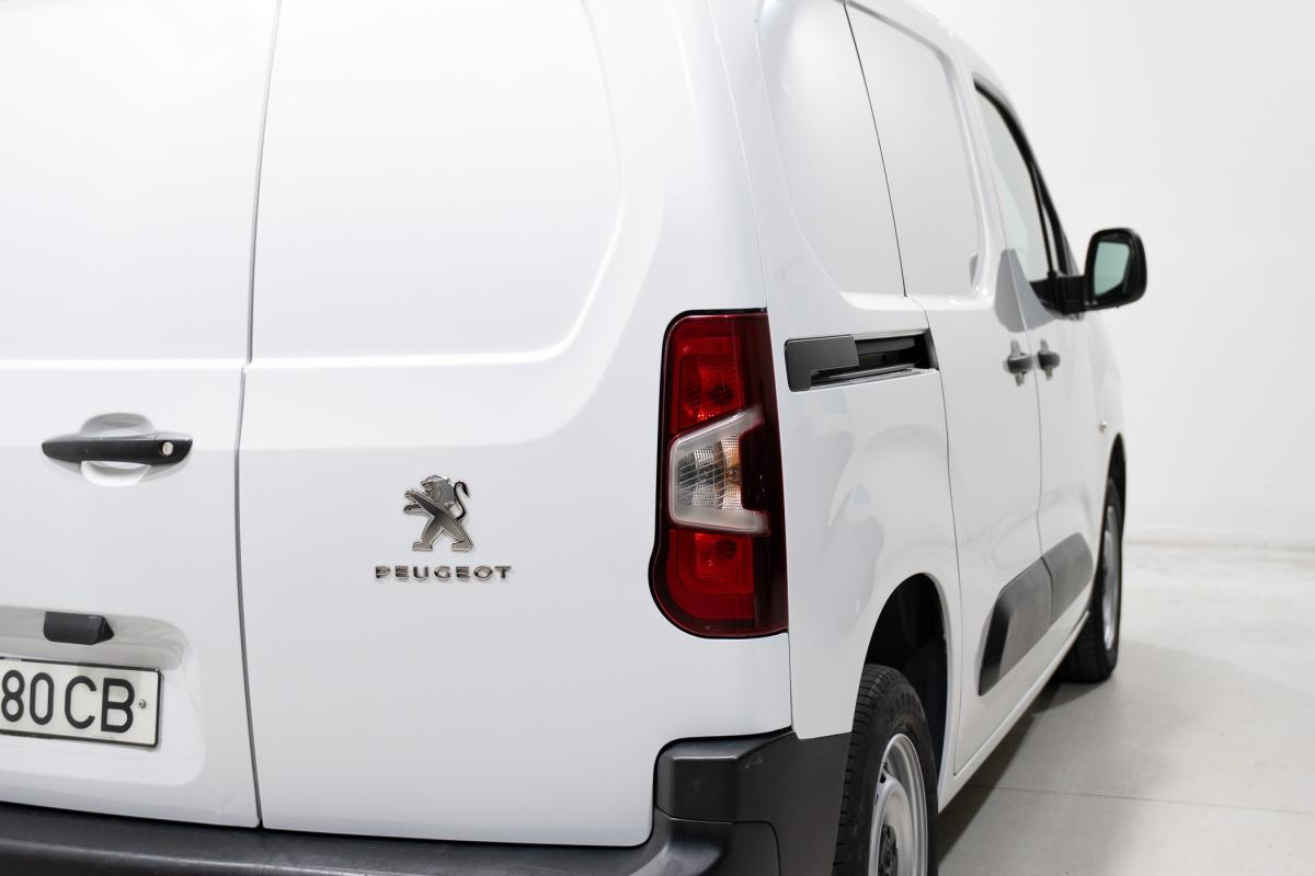 peugeot-partner-2022-diesel-1499cc