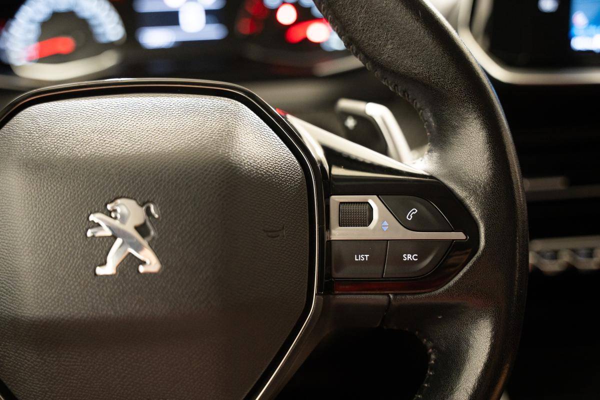 peugeot-2008-2021-gasolina-1199cc
