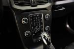 volvo-v40-cross-country-2017-diesel-1969cc