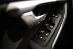 volvo-v40-cross-country-2017-diesel-1969cc