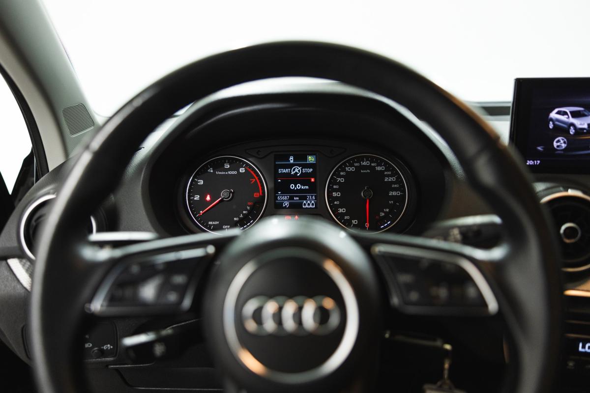 audi-q2-2023-gasolina-999cc