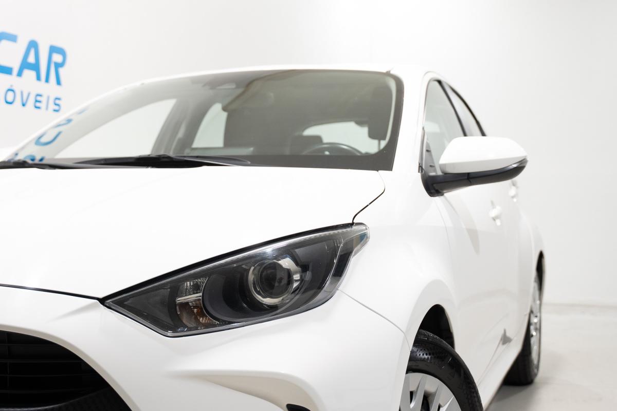 toyota-yaris-2022-gasolina-1490cc