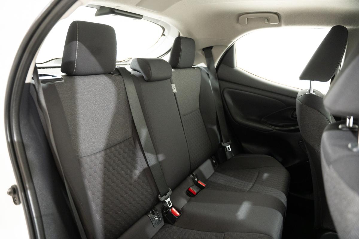 toyota-yaris-2022-gasolina-1490cc