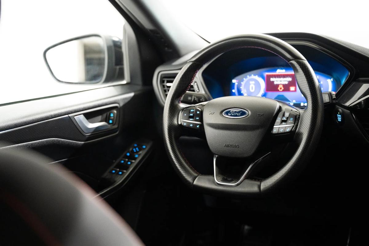 ford-kuga-2022-gasolina-1499cc