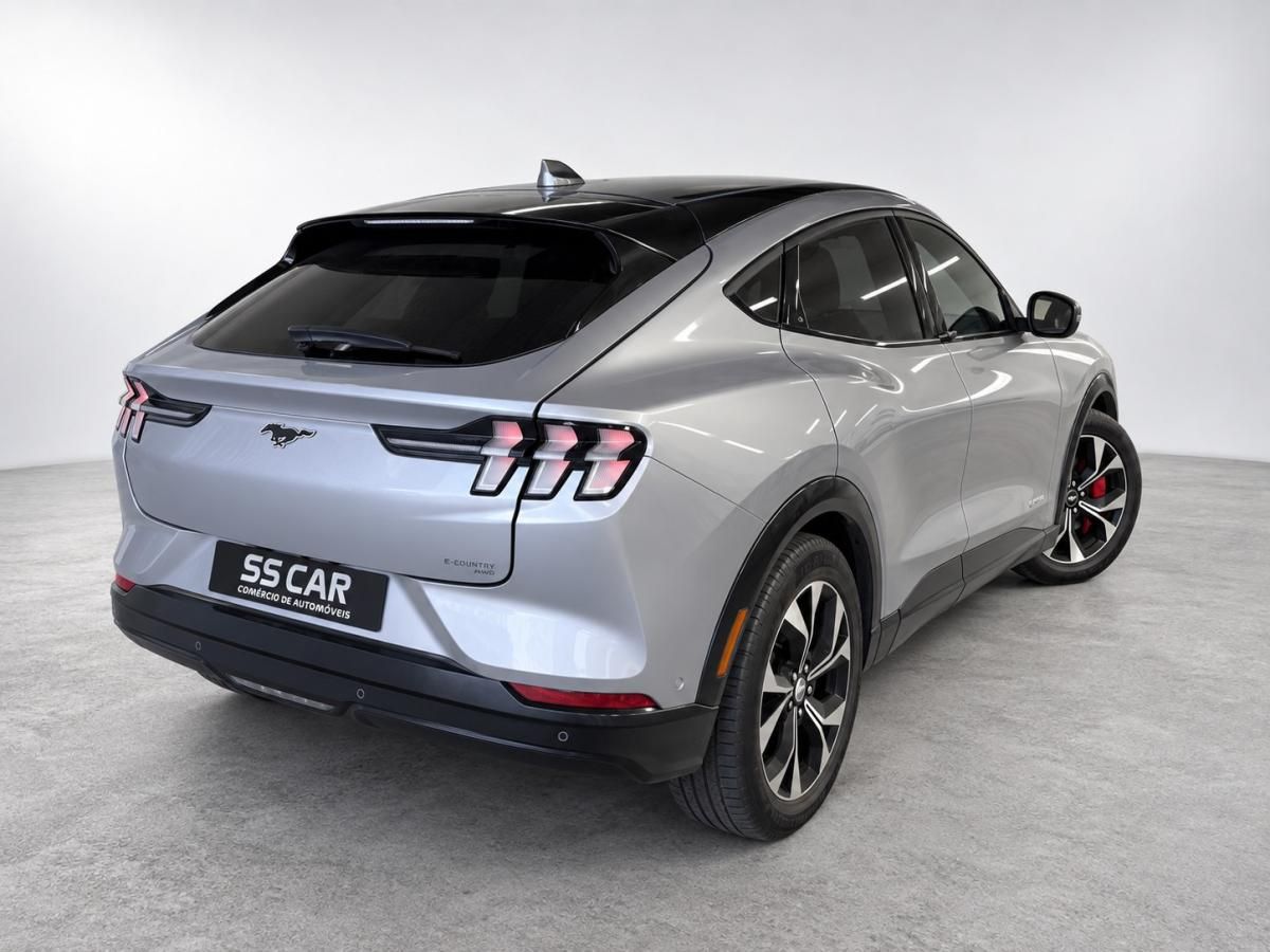 ford-mustang-2022-eletrico-500cc