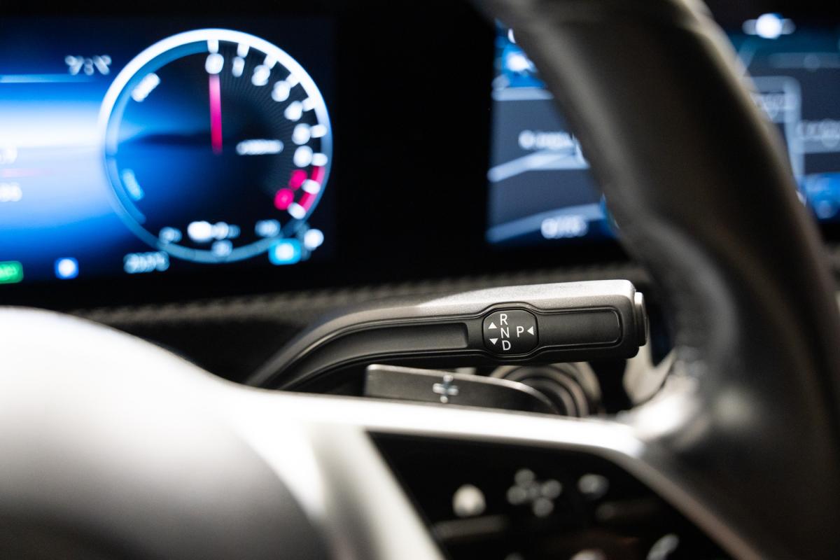 mercedes-benz-classe-a-2023-hibrido-a-gasolina-1332cc