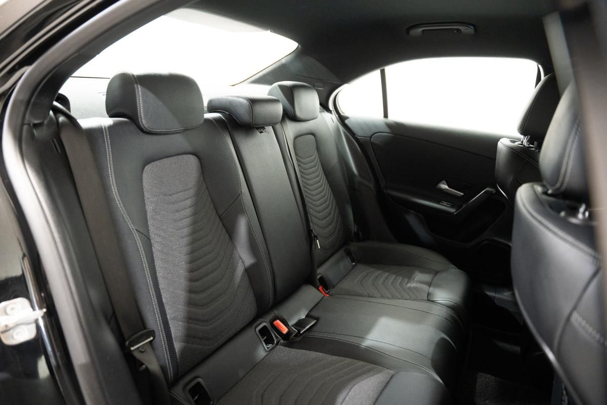mercedes-benz-classe-a-2023-hibrido-a-gasolina-1332cc