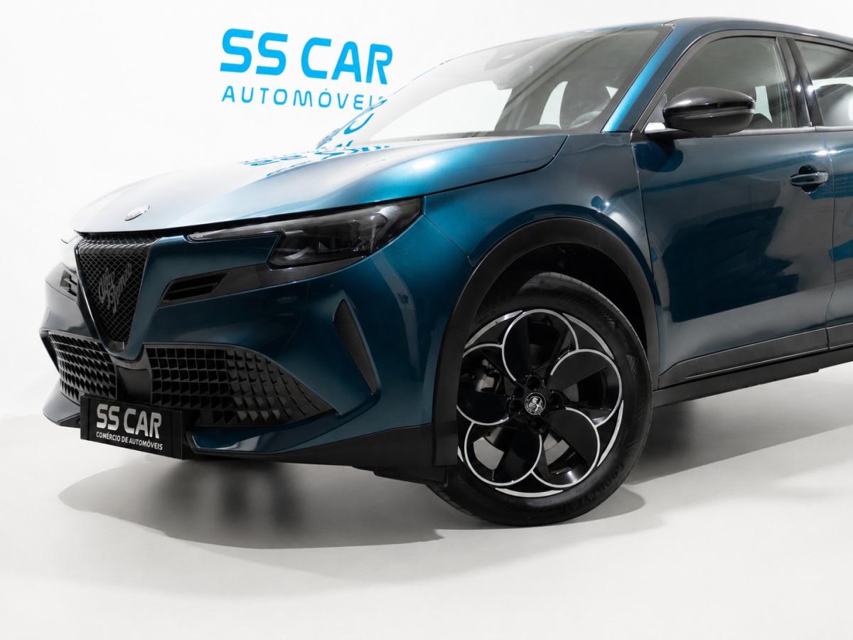 alfa-romeo-junior-2025-eletrico-500cc