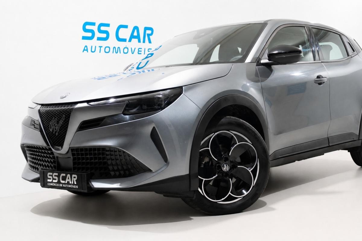 alfa-romeo-junior-2025-eletrico-500cc