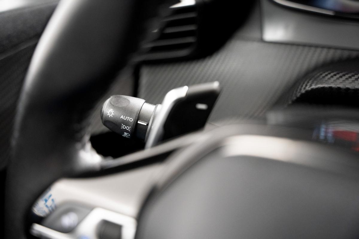 peugeot-2008-2020-gasolina-1199cc