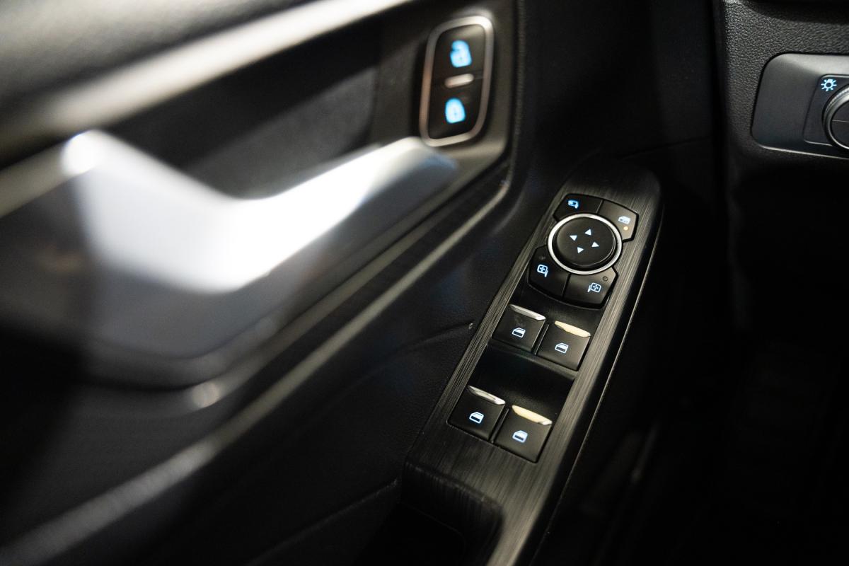 ford-kuga-2022-gasolina-1499cc