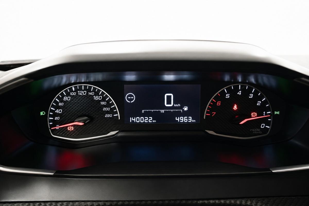 peugeot-2008-2021-gasolina-1199cc