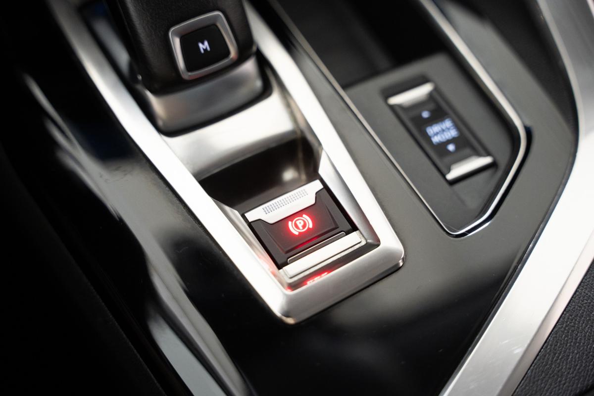peugeot-3008-2021-gasolina-1199cc