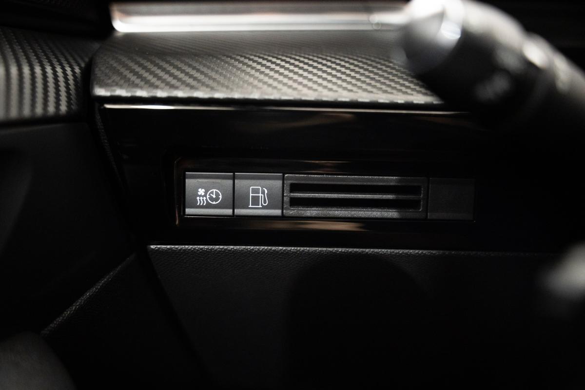 peugeot-508-sw-2023-hibrido-a-gasolina-1598cc