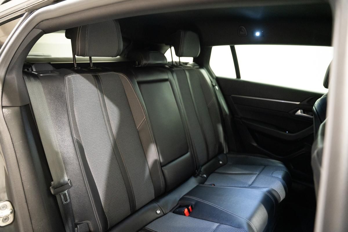 peugeot-508-sw-2023-hibrido-a-gasolina-1598cc