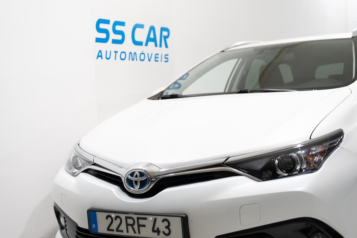 toyota-auris-touring-sports-2016-hibrido-a-gasolina-1798cc