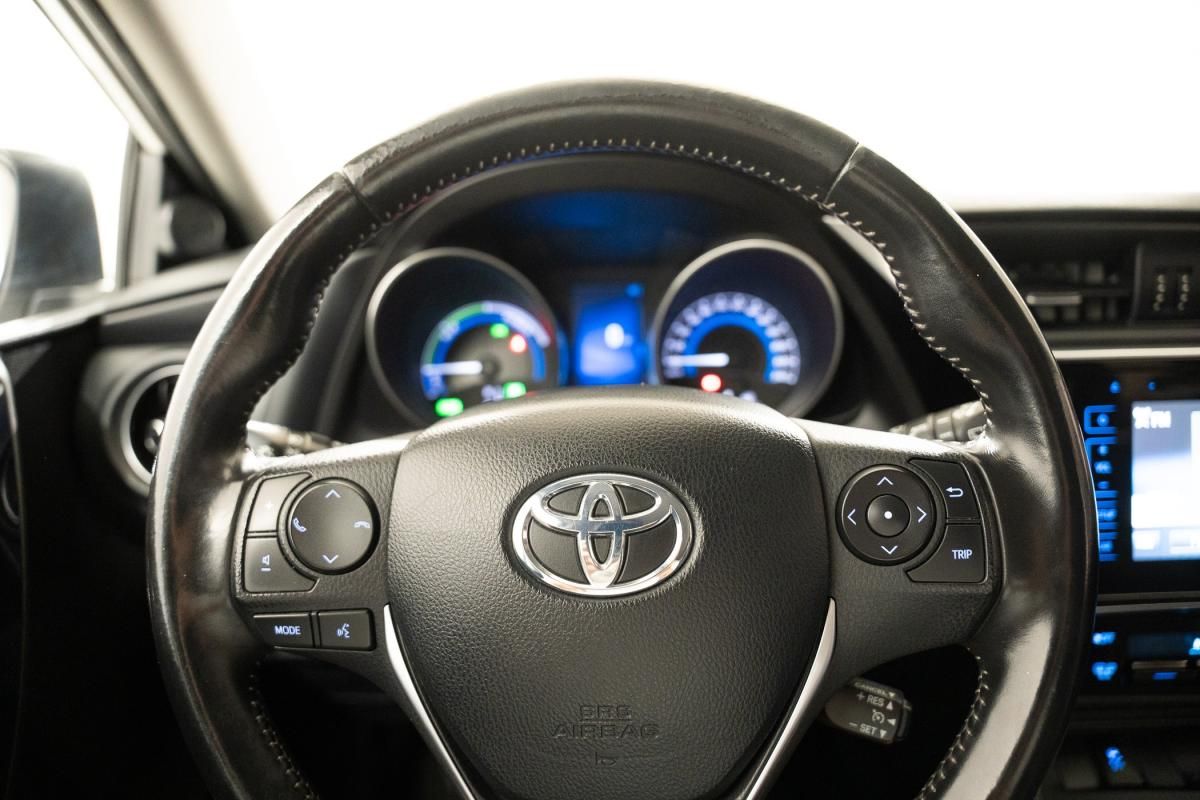 toyota-auris-touring-sports-2016-hibrido-a-gasolina-1798cc
