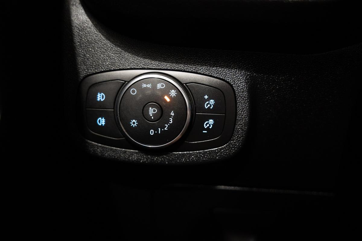ford-fiesta-2023-gasolina-998cc