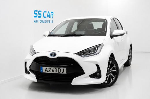 toyota-yaris-2022-hibrido-a-gasolina-1490cc