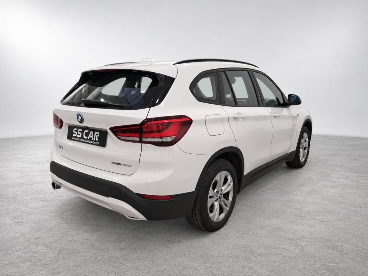 bmw-x1-2022-hibrido-a-gasolina-1499cc