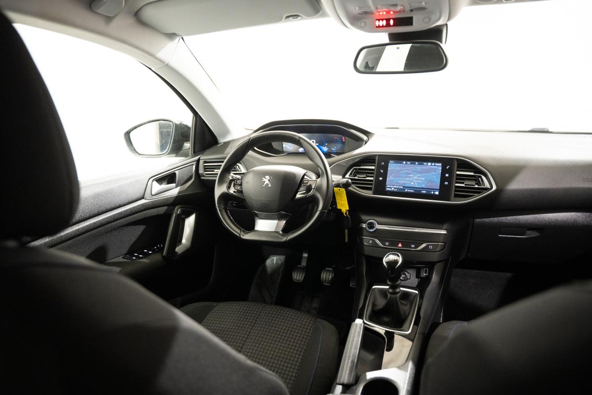 peugeot-308-2020-gasolina-1199cc